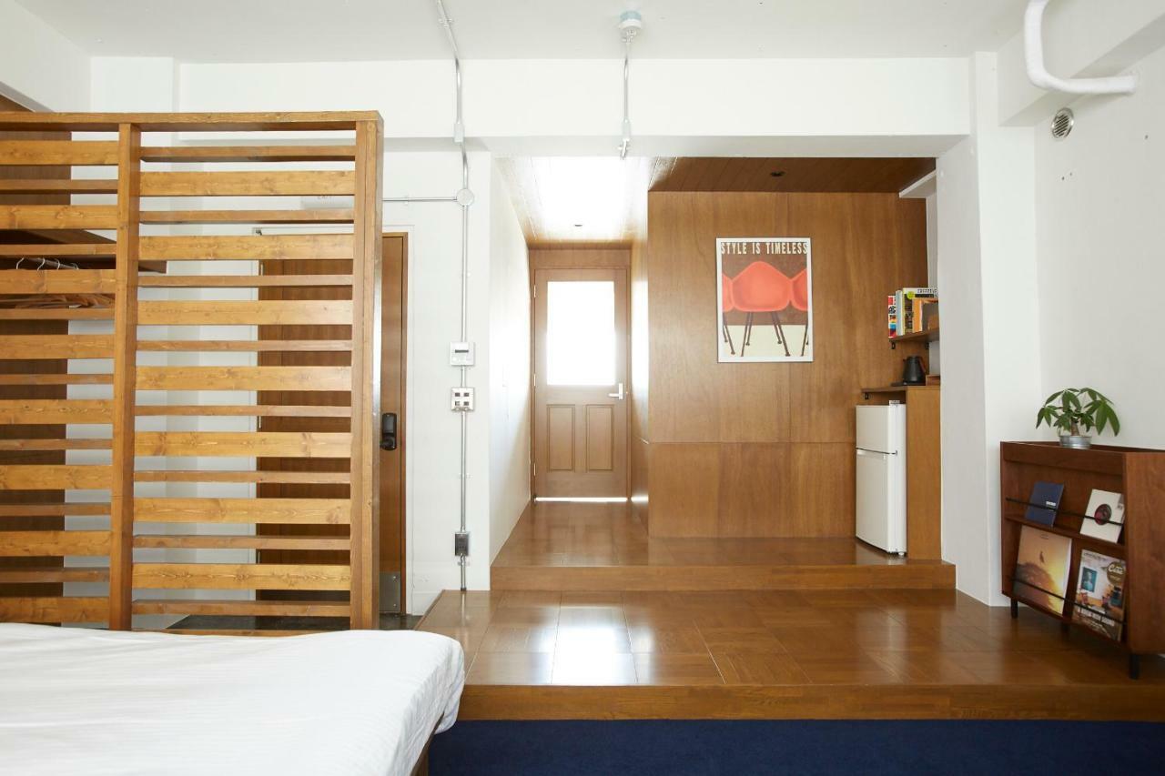 No Service Hotel — Photos 3